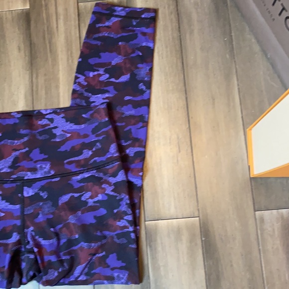 Camo Lululemon full on luon 25” wunder under - Picture 3 of 15